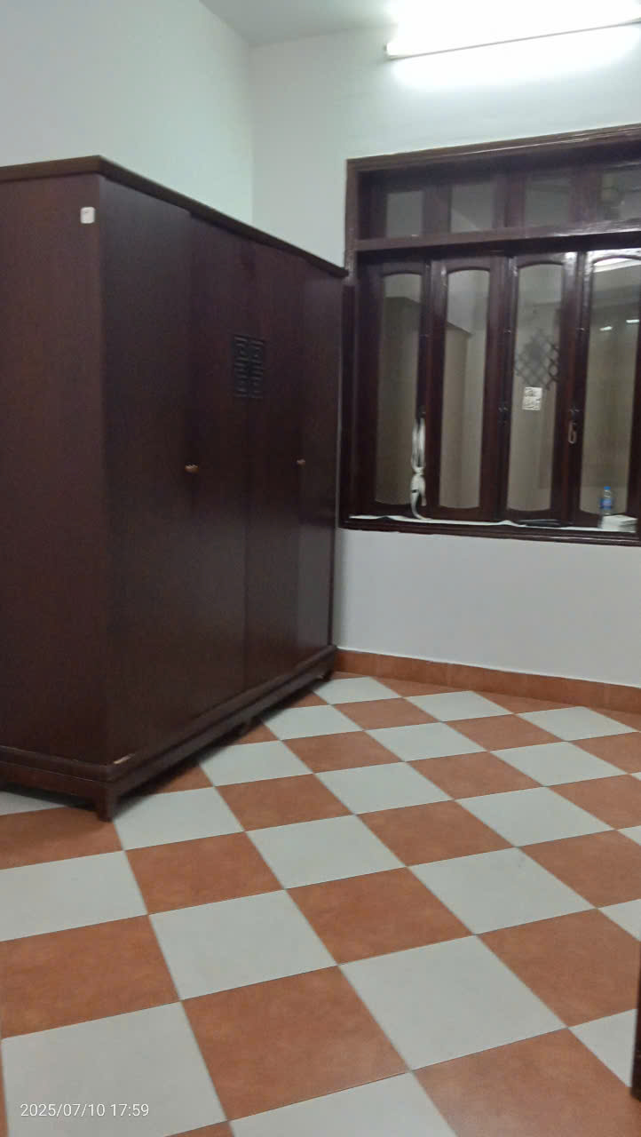 Cho thuê MBKD ngõ ô tô Huỳnh Thúc Kháng, 4 tầng x 72m2 Cà Phê, Home Stay, Spa - Ảnh 2